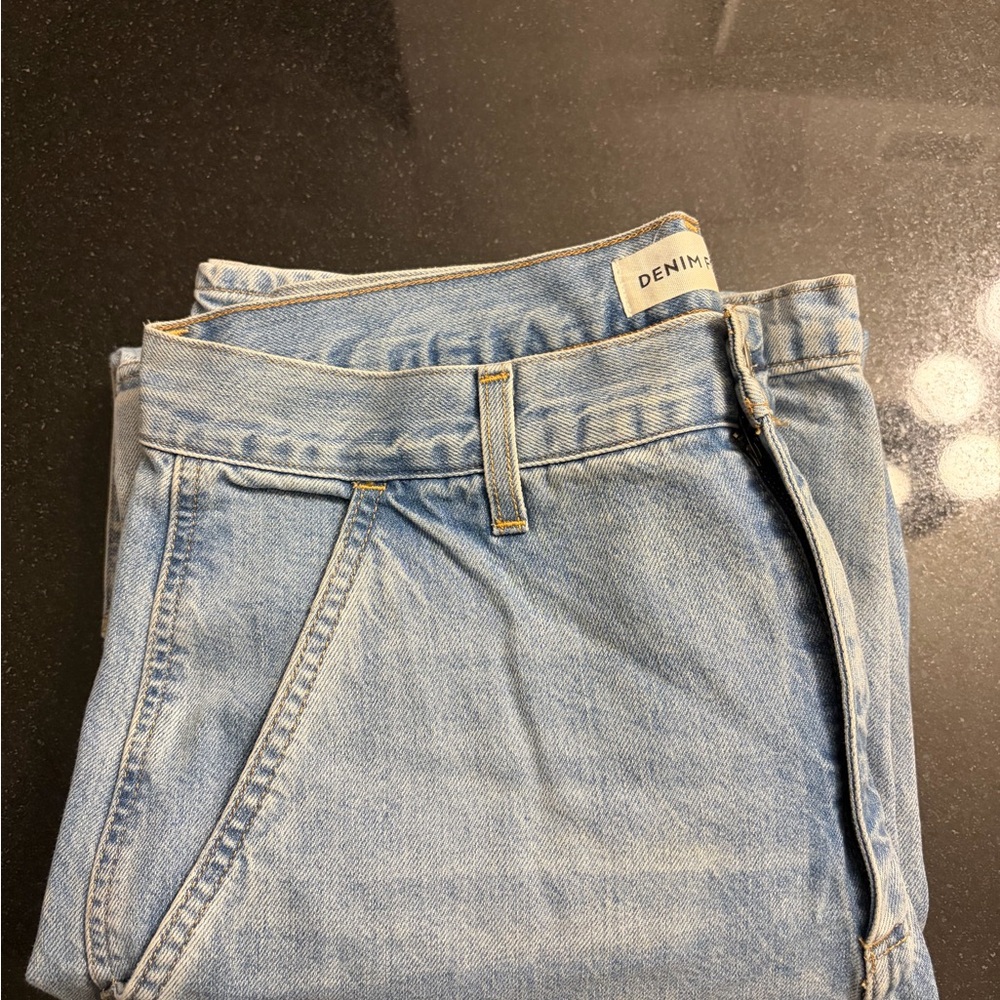 THE 9Os MILLIE HI-RISE CARGO - Denim Forum - Size 30 - Aritzia - Picture 1 of 4